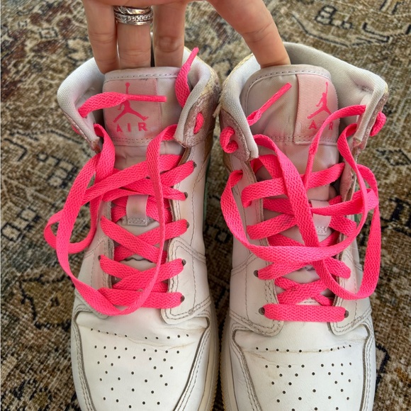 EUC Air Jordan Mid Paint Drip Ice Cream 6Y (women’s 7.5) - Picture 5 of 9